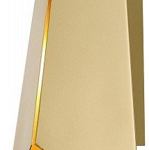 Настенный светильник Wertmark Leda WE245.01.401
