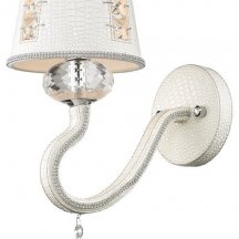 Бра Wertmark Adelinda WE391.01.001