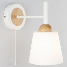 Настенный светильник с выключателем Eurosvet Fresco 70085/1 белый