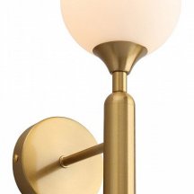 Классический настенный светильник Aployt Ewelina APL.621.01.01