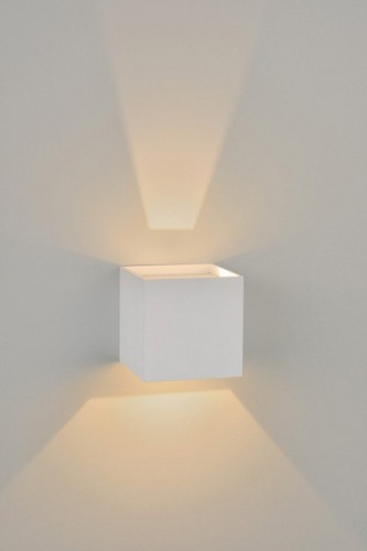 Настенный светильник Lucide Xia 17293/02/31