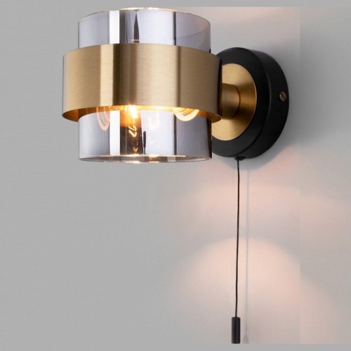 Бра Eurosvet Arcada 70127/1 черный/ дымчатый Бра Eurosvet Arcada 70127/1 черный/ дымчатый