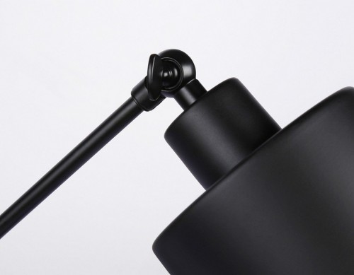 Интерьерная настольная лампа Ambrella light TRADITIONAL TR8153