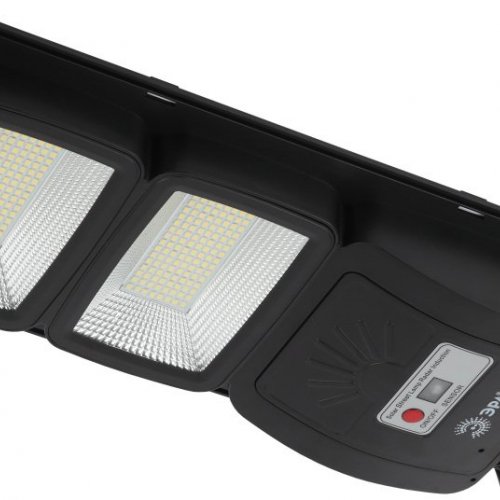 Уличный светодиодный светильник консольный на солнечных батареях ЭРА Б0046799