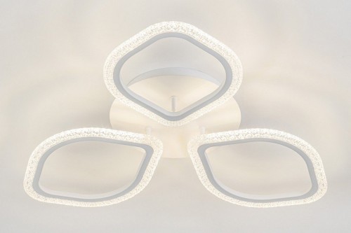 Потолочная светодиодная люстра Escada 10251/3LED