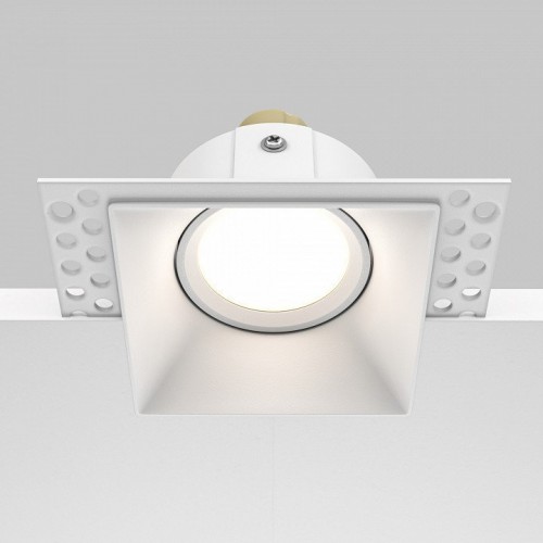 Точечный светильник Maytoni Dot DL042-01-SQ-W Точечный светильник Maytoni Dot DL042-01-SQ-W