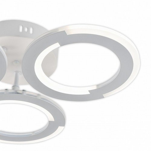 Потолочная люстра Escada 10275/3LED