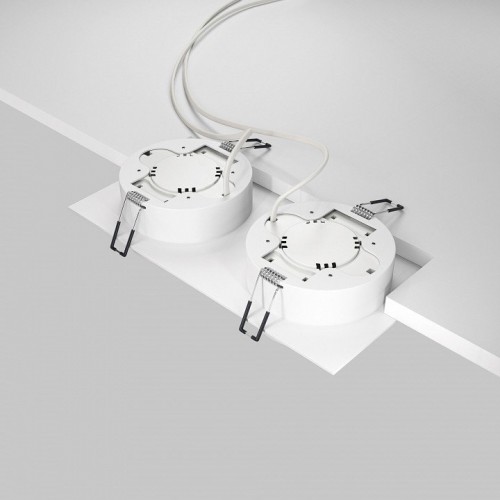 Точечный светильник Maytoni Hoop DL086-02-GX53-SQ-W