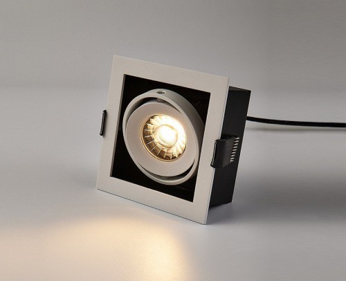 Встраиваемый светодиодный светильник Italline DL 3032 white 3000K