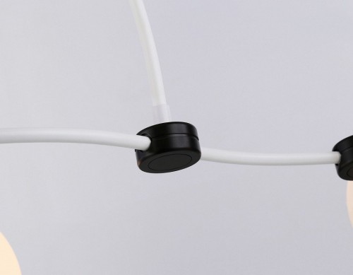 Потолочная люстра Ambrella light Traditional TR2546