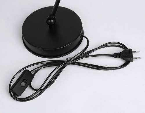Интерьерная настольная лампа Ambrella light TRADITIONAL TR8153