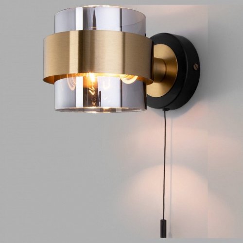 Бра Eurosvet Arcada 70127/1 черный/ дымчатый Бра Eurosvet Arcada 70127/1 черный/ дымчатый