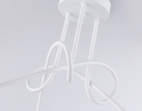 Потолочная люстра Ambrella light Traditional TR80414