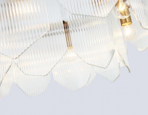 Подвесная люстра Ambrella light High Light LH31251