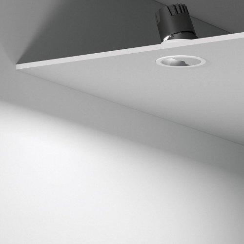 Встраиваемый светодиодный светильник Elektrostandard Inline 25090/LED 10W 4000K белый/хром a064611 Встраиваемый светодиодный светильник Elektrostandard Inline 25090/LED 10W 4000K белый/хром a064611