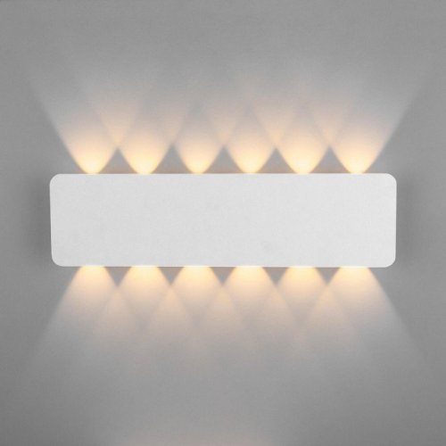Настенный светодиодный светильник Elektrostandard Angle 40139/1 Led белый a055777 Настенный светодиодный светильник Elektrostandard Angle 40139/1 Led белый a055777