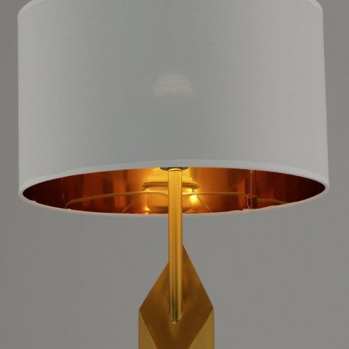 Настольная лампа Moderli Delicacy V11148-1T Настольная лампа Moderli Delicacy V11148-1T