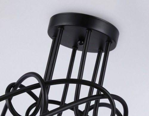 Потолочная люстра Ambrella light Traditional TR80419