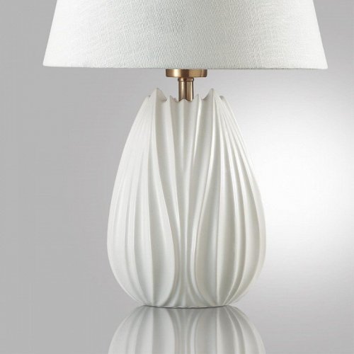 Интерьерная настольная лампа Lumion Sona 8121/1T