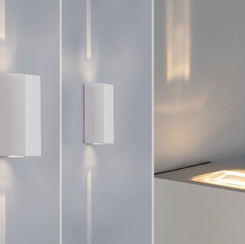 Настенный светодиодный светильник Italline IT01-A150/2 white Настенный светодиодный светильник Italline IT01-A150/2 white