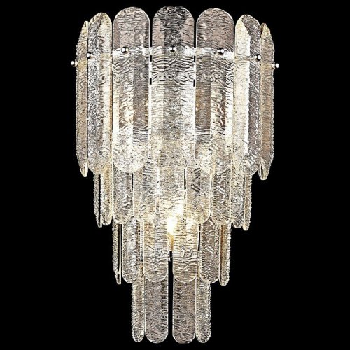 Настенный светильник Wertmark Selma WE129.03.101