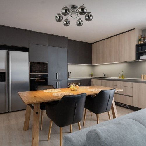 Потолочная люстра DeMarkt Альфа 324018306