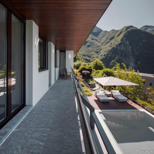 Уличный настенный светодиодный светильник Mantra Andes 8154