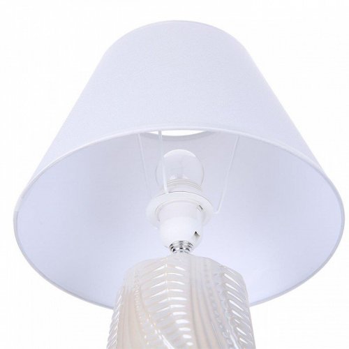 Интерьерная настольная лампа Lumion Sinna 8211/1T