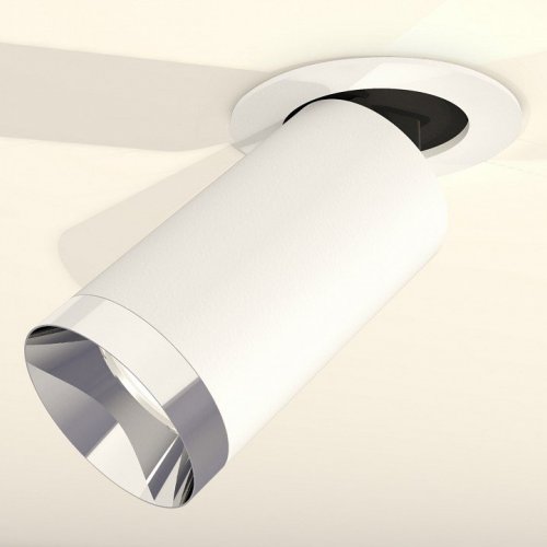 Точечный светильник Ambrella light Techno Spot XM6322202
