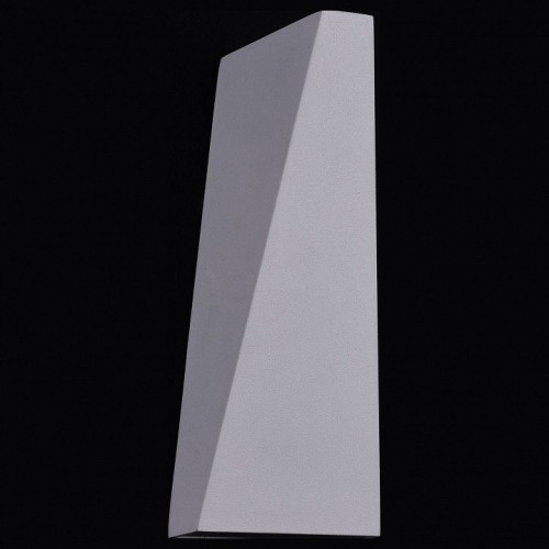 Уличный настенный светодиодный светильник Maytoni Times Square O580WL-L6W