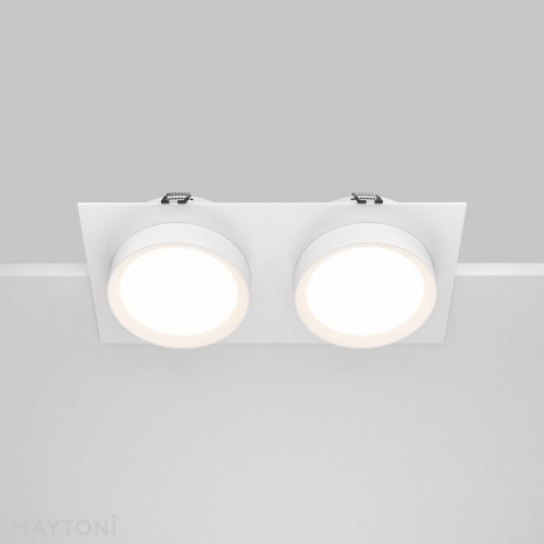 Точечный светильник Maytoni Hoop DL086-02-GX53-SQ-W