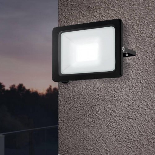 Прожектор светодиодный Eglo Faedo 3 100W 6500K 900256 Прожектор светодиодный Eglo Faedo 3 100W 6500K 900256