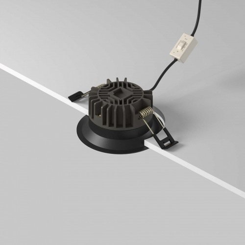 Встраиваемый светильник Maytoni Technical Okno DL055-10W2.7-3-4K-B Встраиваемый светильник Maytoni Technical Okno DL055-10W2.7-3-4K-B