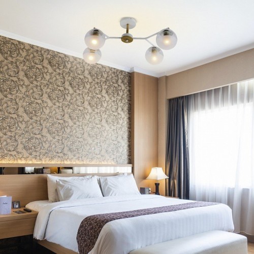 Потолочная люстра Escada Avignon 1130/4PL White Потолочная люстра Escada Avignon 1130/4PL White