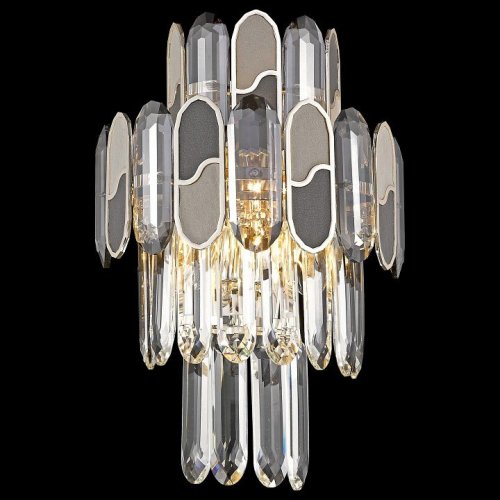 Настенный светильник Wertmark Cordelia WE132.03.301