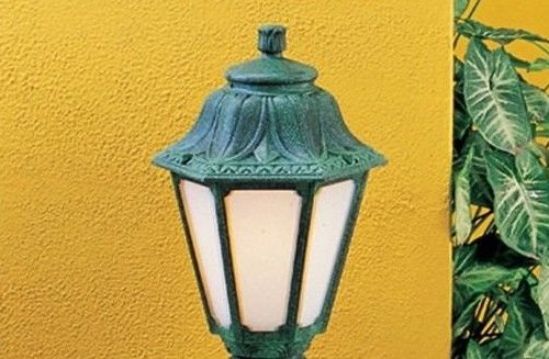 Уличный консольный светильник Anna E22.000.000.VYE27