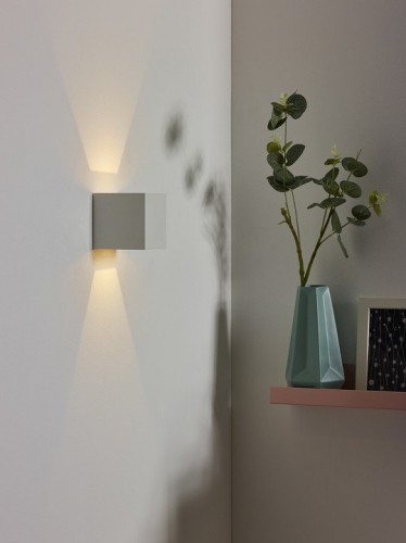 Настенный светильник Lucide Xia 17293/02/31