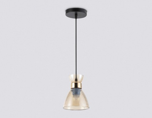 Подвесной светильник Ambrella light Traditional TR3403