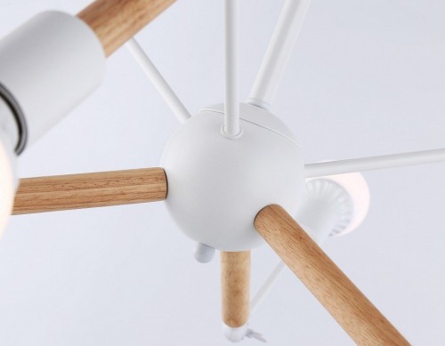 Потолочная люстра Ambrella light Traditional TR80485