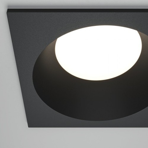 Точечный светильник Maytoni Share DL126-GX53-SQ-B