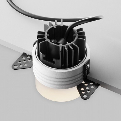 Точечный светильник Maytoni Nude DL065-12W4K-TRS-W