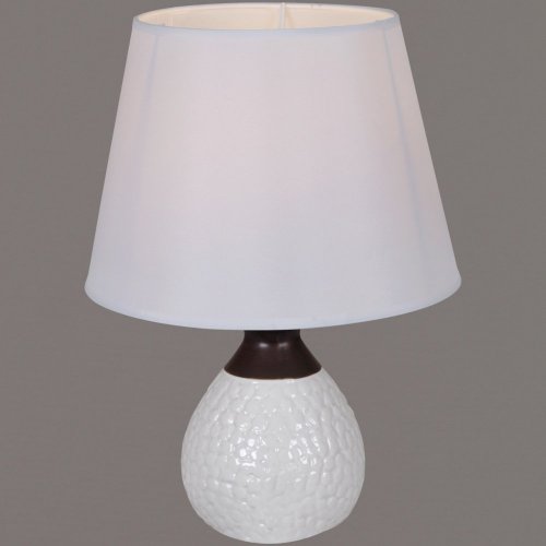 Интерьерная настольная лампа  00325-0.7-01