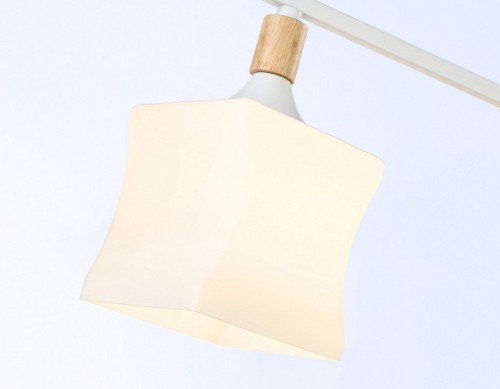 Потолочная люстра Ambrella light TRADITIONAL TR9484 Потолочная люстра Ambrella light TRADITIONAL TR9484