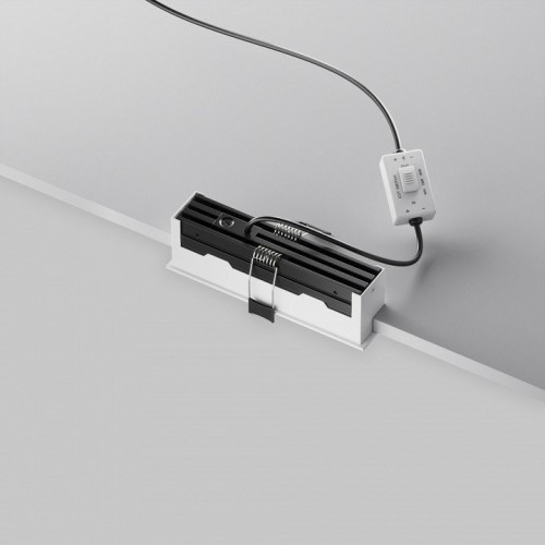 Точечный светильник Maytoni Basis DL066-12W3-6K-W