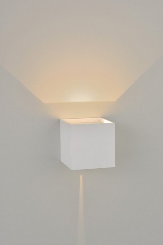 Настенный светильник Lucide Xia 17293/02/31