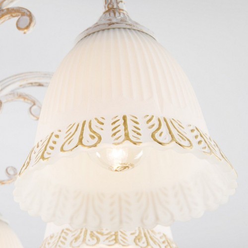 Потолочная люстра Eurosvet Campina 60107/8 белый с золотом Потолочная люстра Eurosvet Campina 60107/8 белый с золотом