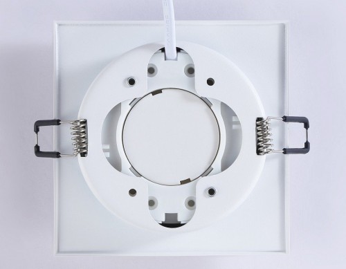 Встраиваемый светильник Ambrella Light Techno Spot GX53 Acrylic tech TN5230 Встраиваемый светильник Ambrella Light Techno Spot GX53 Acrylic tech TN5230