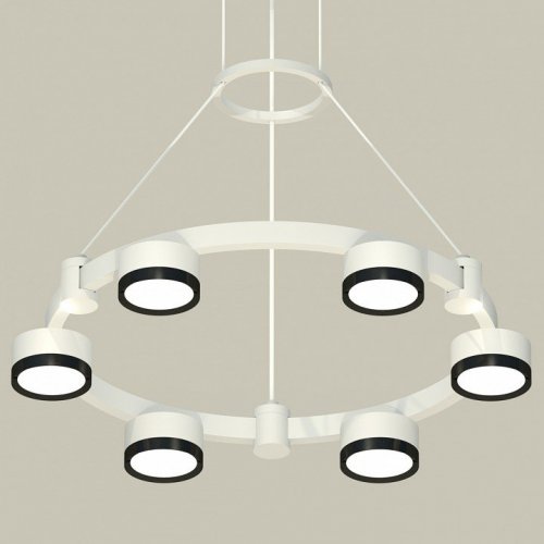 Подвесной светильник Ambrella light TRADITIONAL XR92031101 Подвесной светильник Ambrella light TRADITIONAL XR92031101