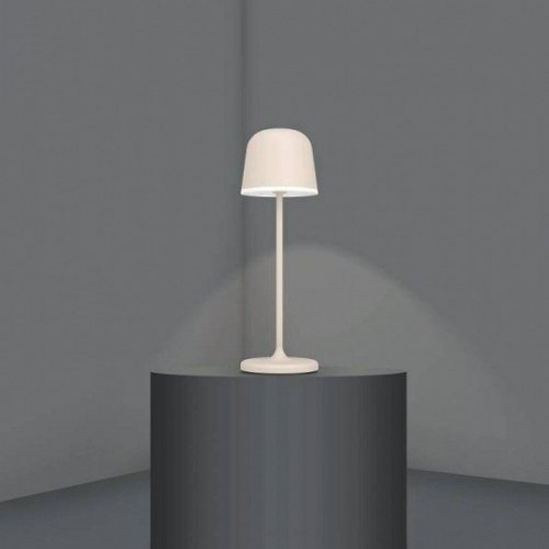 Настольная светодиодная лампа Eglo Mannera 900461