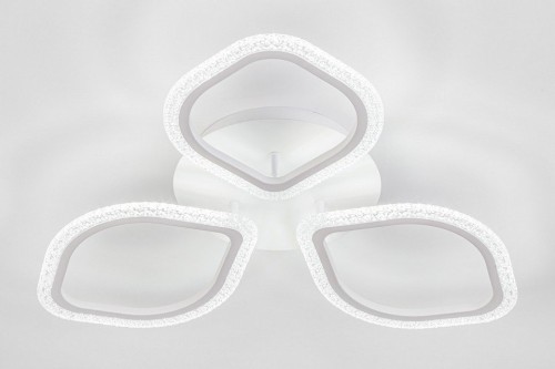 Потолочная светодиодная люстра Escada 10251/3LED